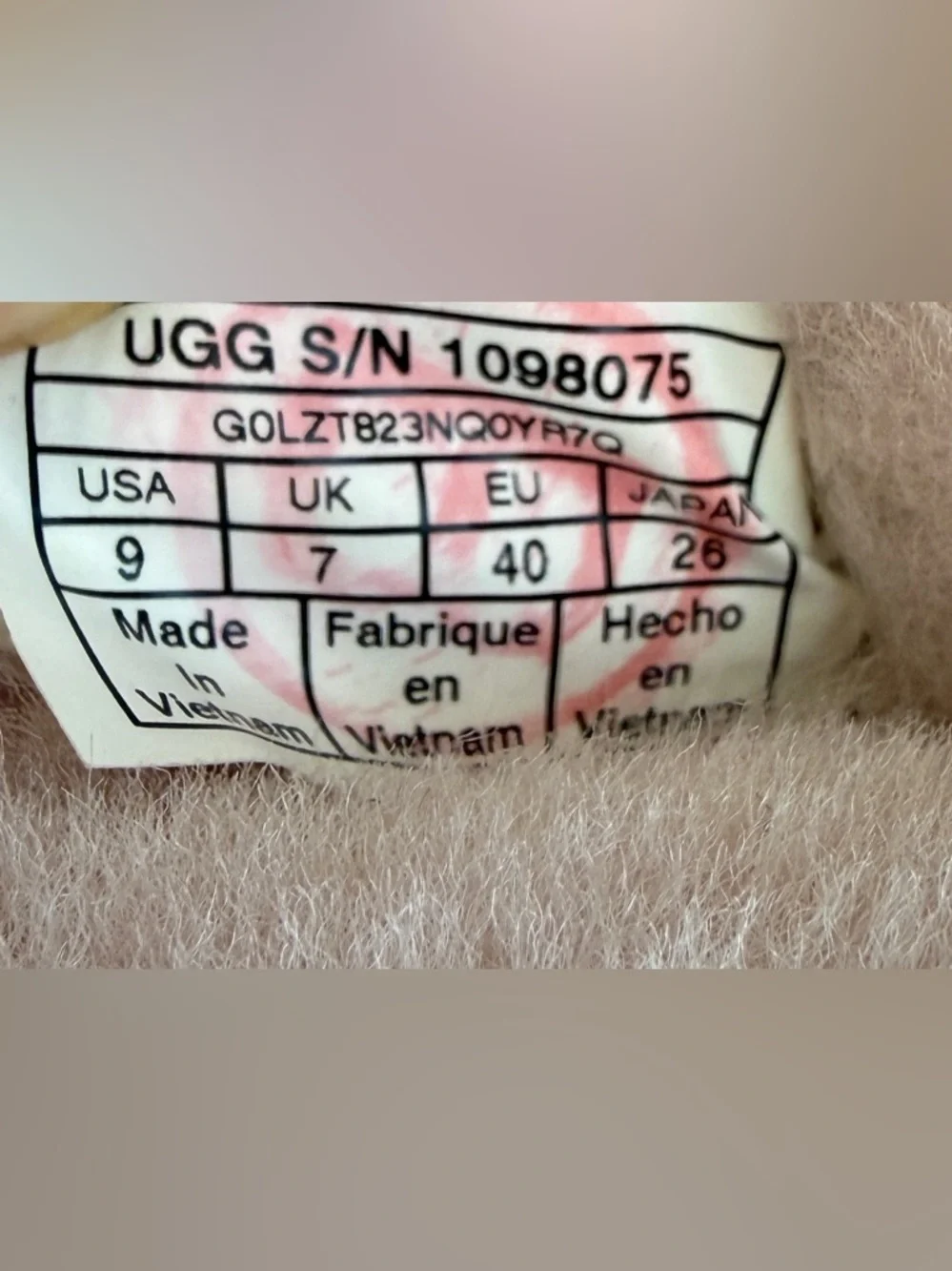 UGG Classic Short Ribbon Lace Bow Boots Pink Suede Shearling Lined Size 9